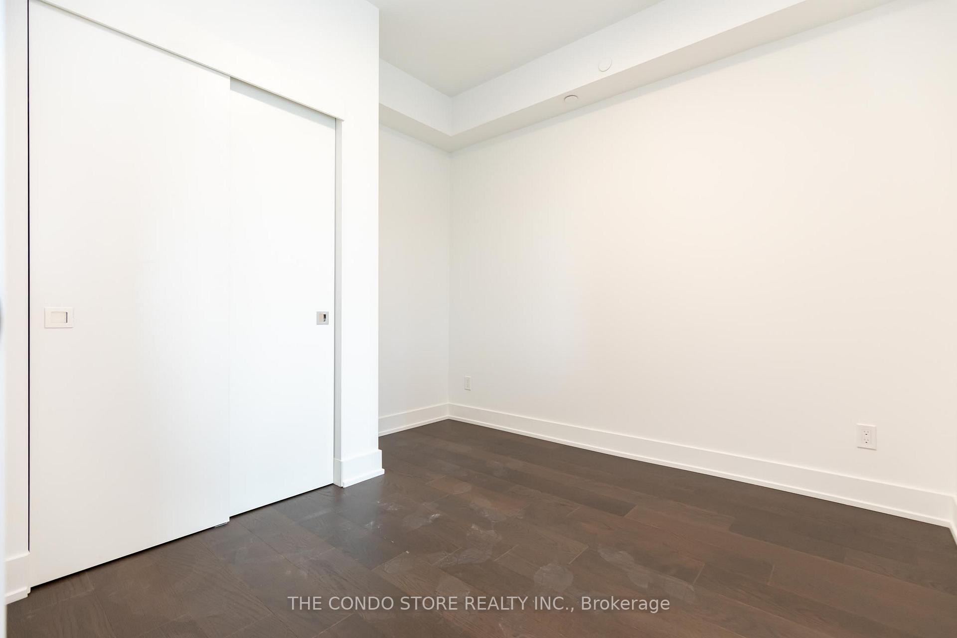 Photo 15 of Unit 604, 8 Manor Road W, Toronto, Yonge-Eglinton — HOMEH