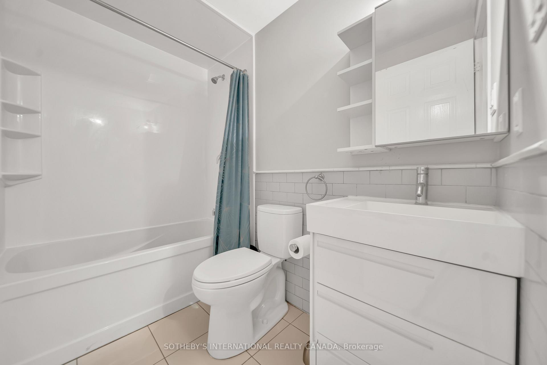Photo 20 of 16 Moss Place, Guelph, Kortright West — HOMEH