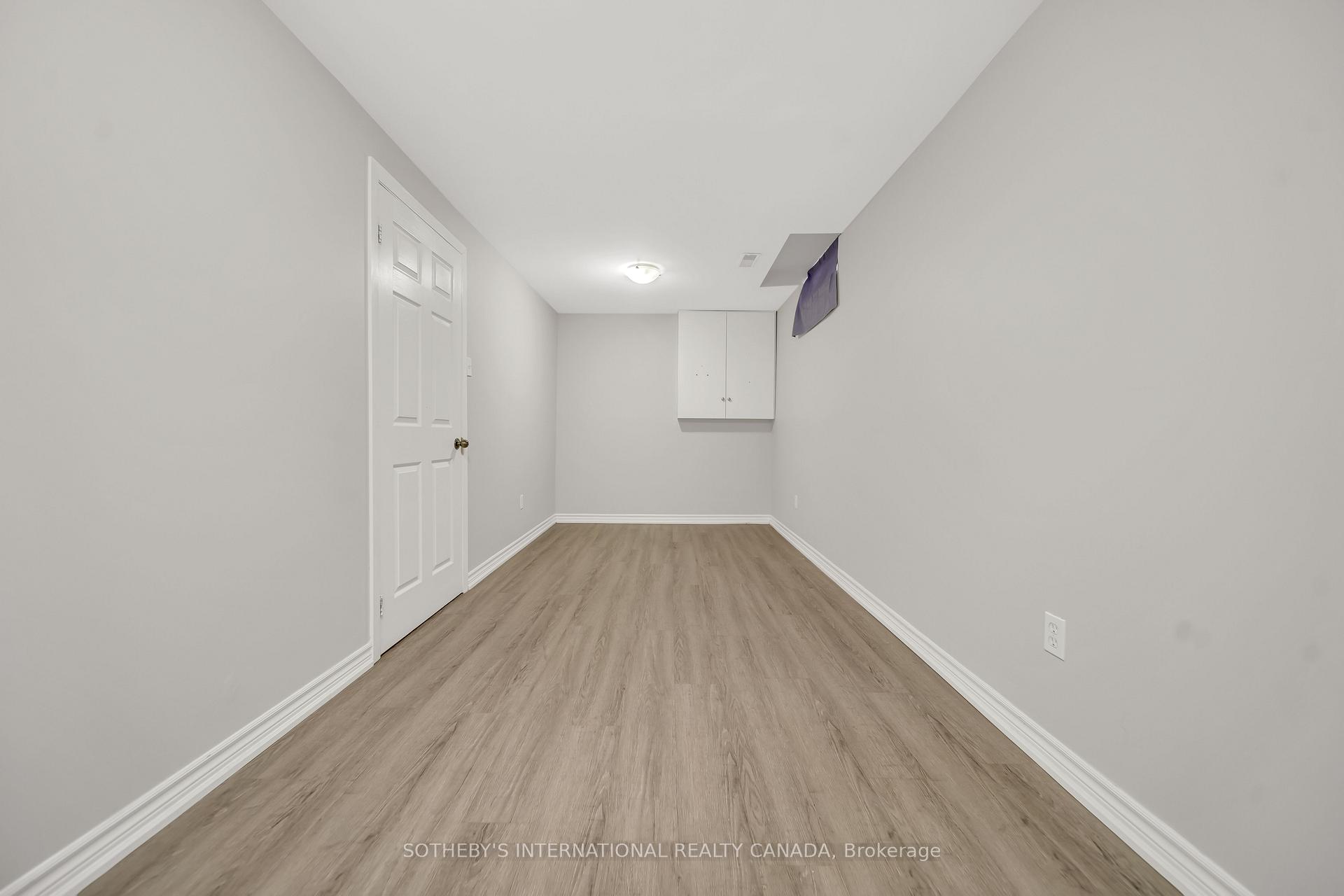 Photo 28 of 16 Moss Place, Guelph, Kortright West — HOMEH