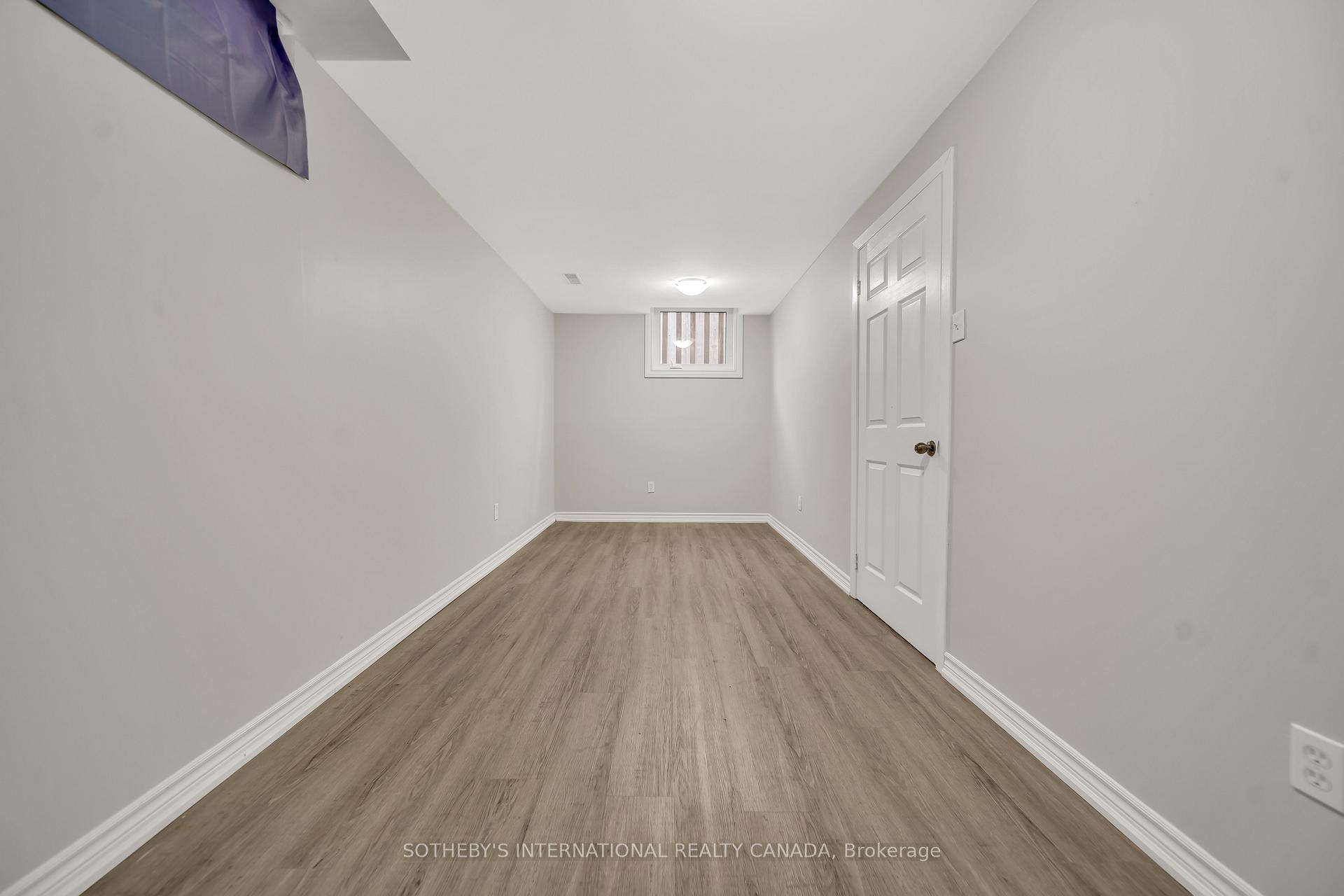 Photo 34 of 16 Moss Place, Guelph, Kortright West — HOMEH