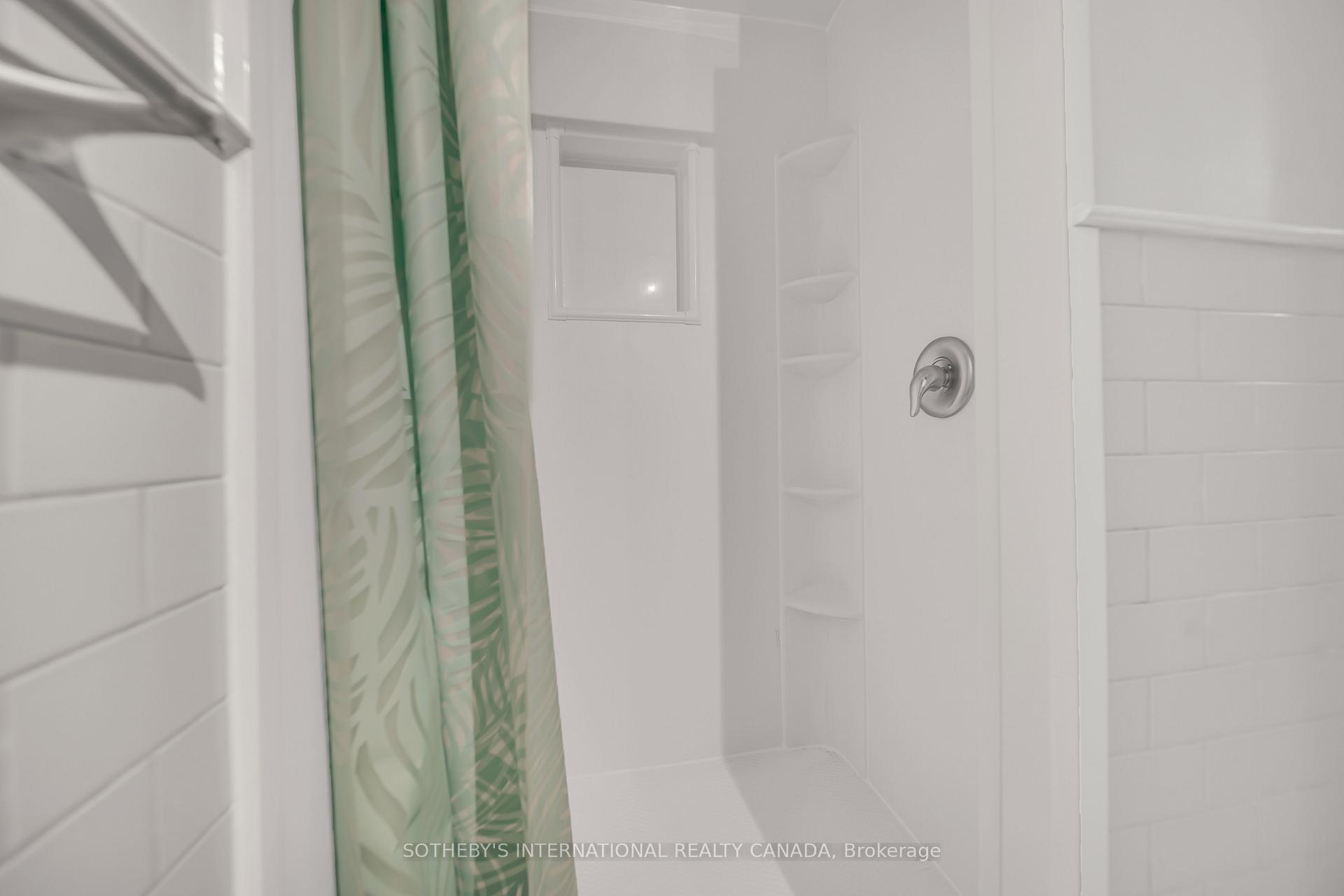 Photo 29 of 16 Moss Place, Guelph, Kortright West — HOMEH