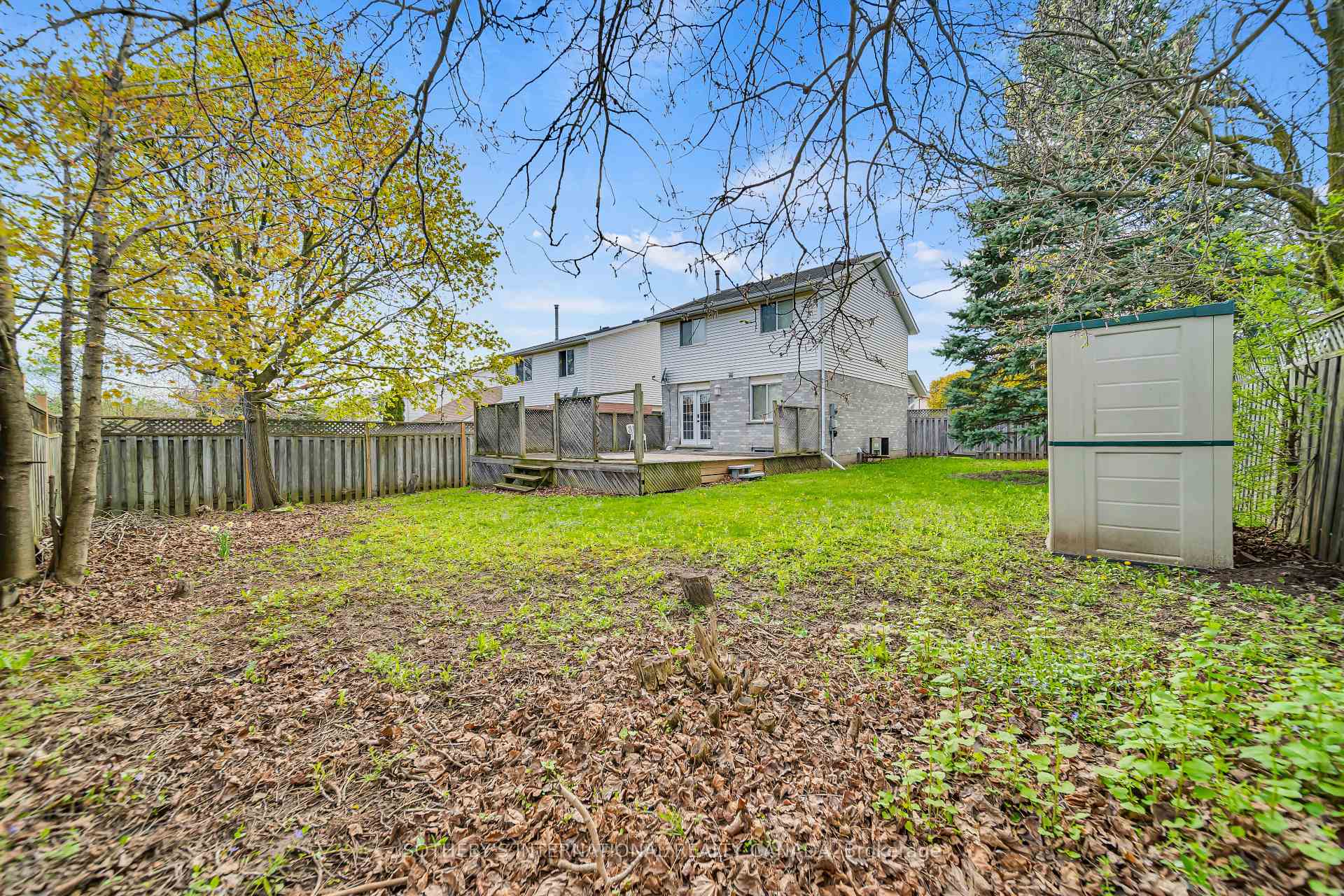 Photo 37 of 16 Moss Place, Guelph, Kortright West — HOMEH