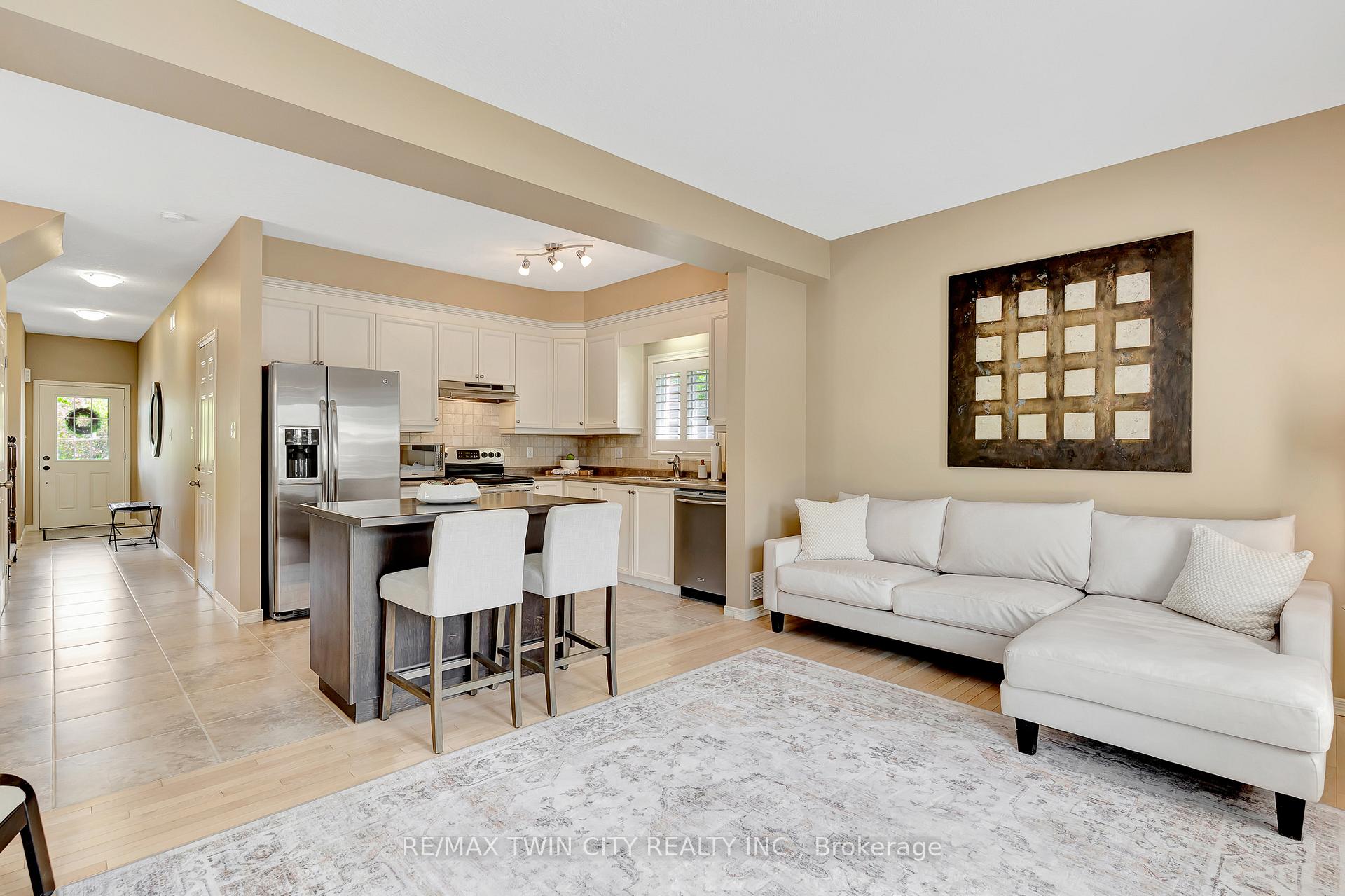 Photo 17 of 869 Laurelwood Drive, Waterloo — HOMEH