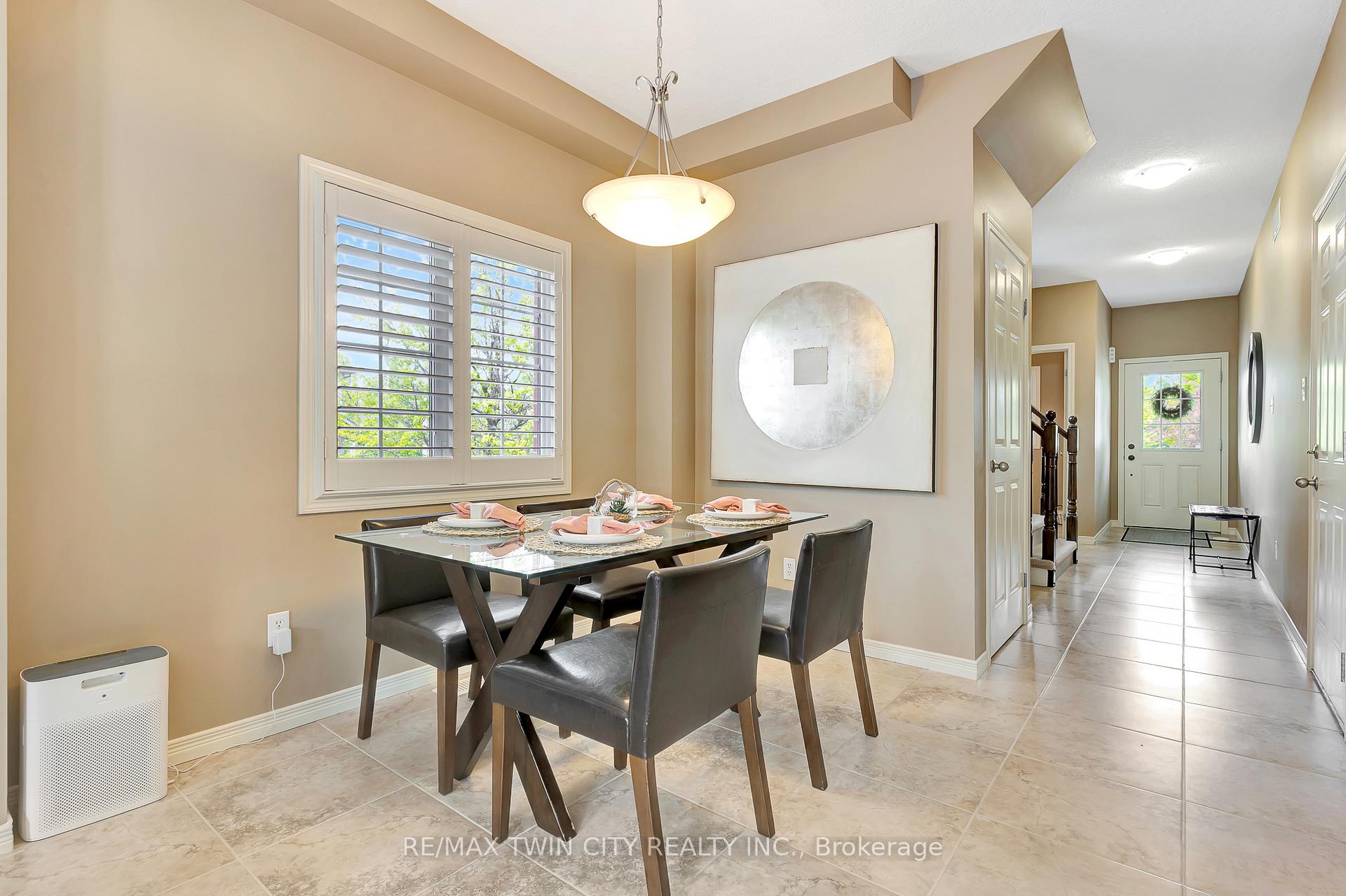 Photo 12 of 869 Laurelwood Drive, Waterloo — HOMEH