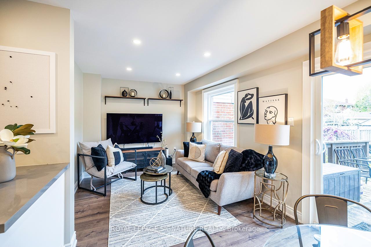 Photo 17 of 12 Fulton Crescent, Whitby, Williamsburg — HOMEH