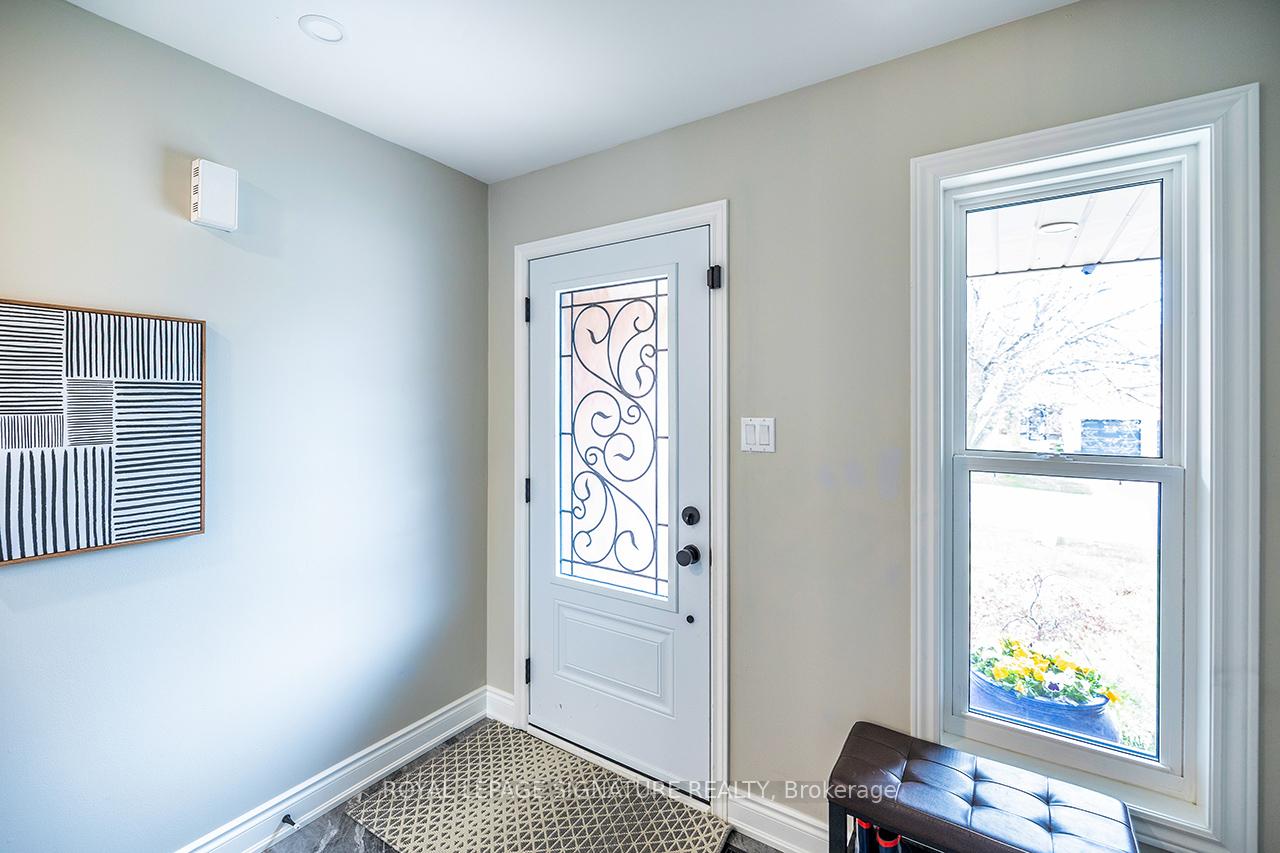 Photo 6 of 12 Fulton Crescent, Whitby, Williamsburg — HOMEH