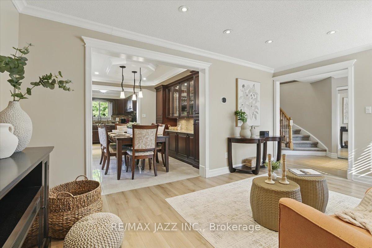 Photo 7 of 653 Cowan Circle, Pickering, Rosebank — HOMEH