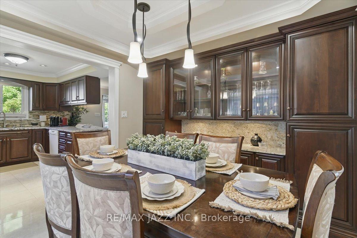 Photo 10 of 653 Cowan Circle, Pickering, Rosebank — HOMEH