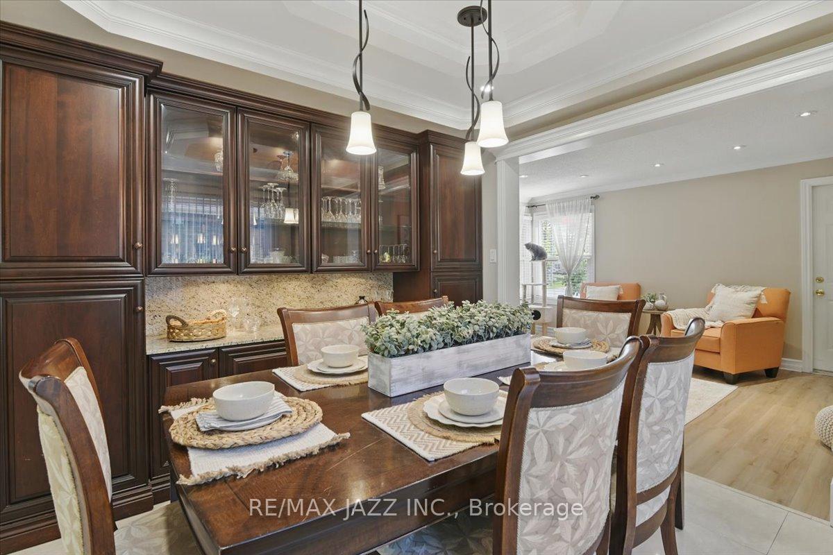 Photo 8 of 653 Cowan Circle, Pickering, Rosebank — HOMEH
