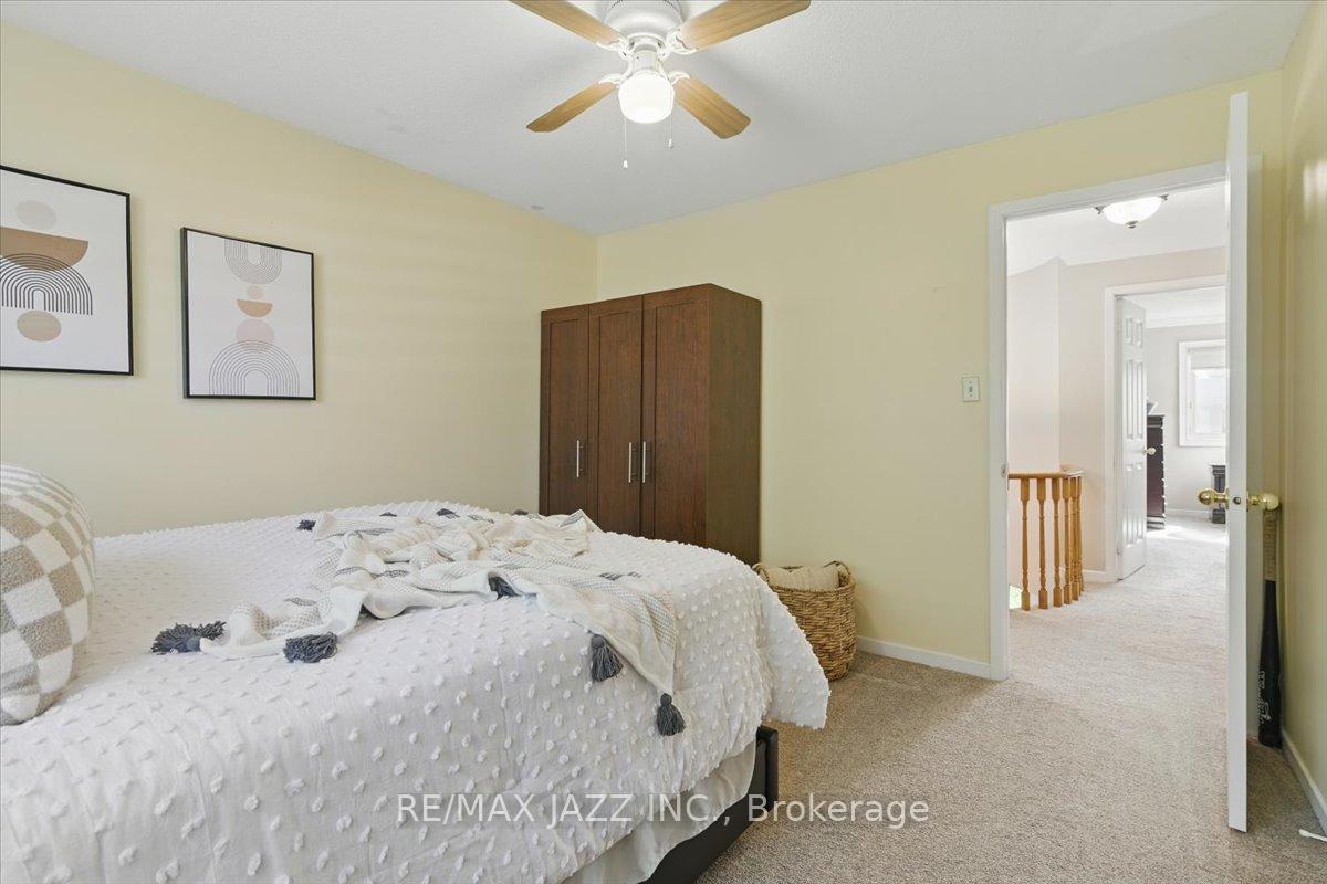 Photo 33 of 653 Cowan Circle, Pickering, Rosebank — HOMEH