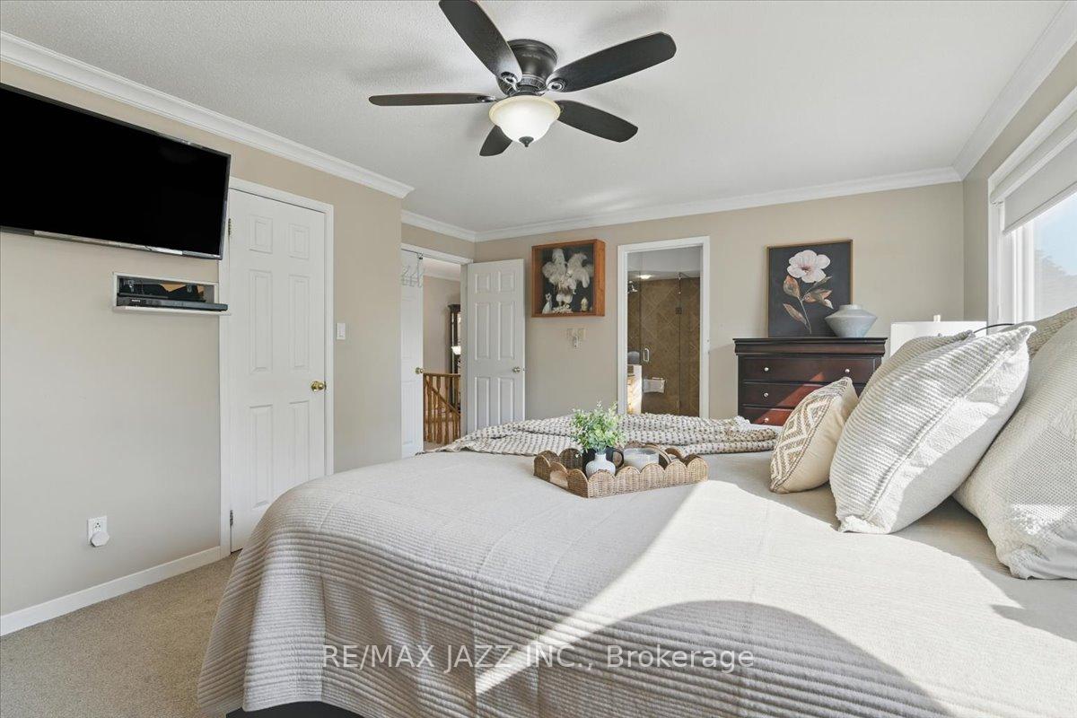 Photo 17 of 653 Cowan Circle, Pickering, Rosebank — HOMEH