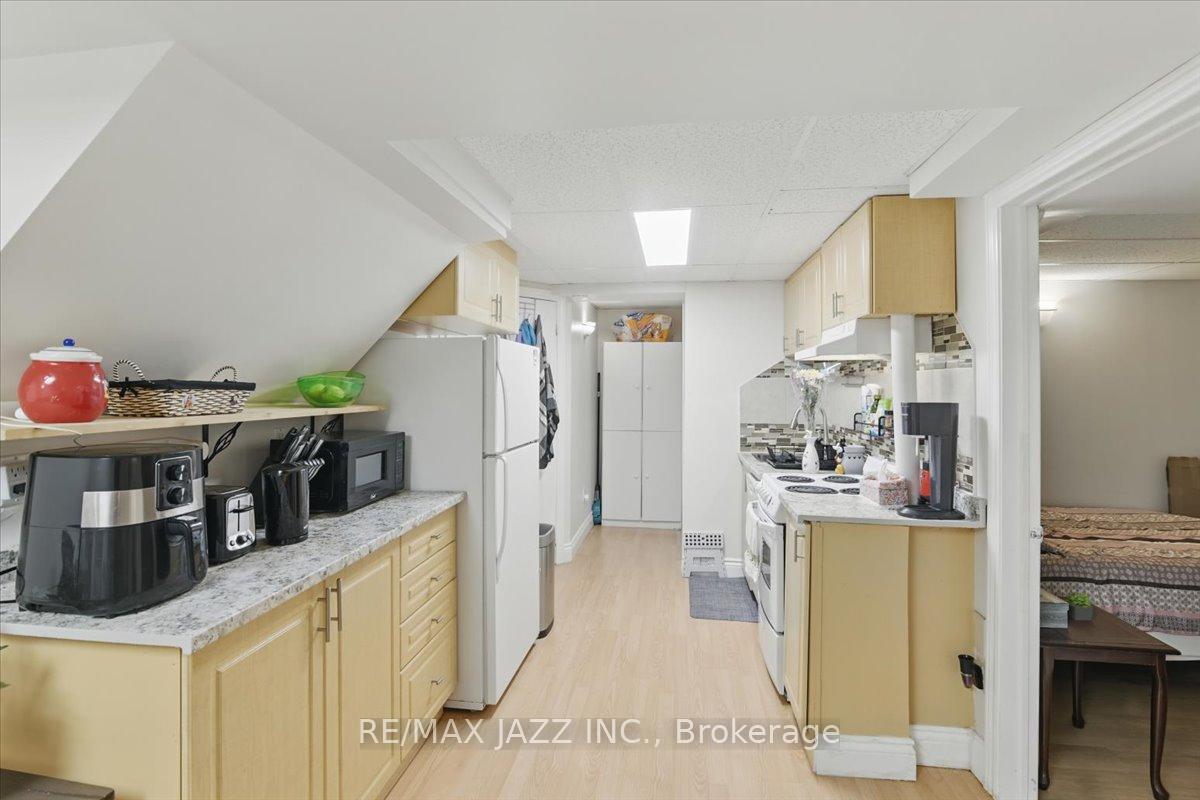 Photo 27 of 653 Cowan Circle, Pickering, Rosebank — HOMEH