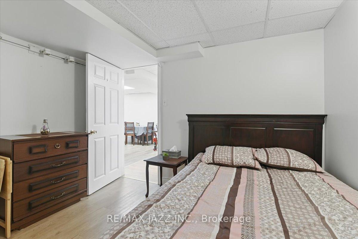 Photo 23 of 653 Cowan Circle, Pickering, Rosebank — HOMEH