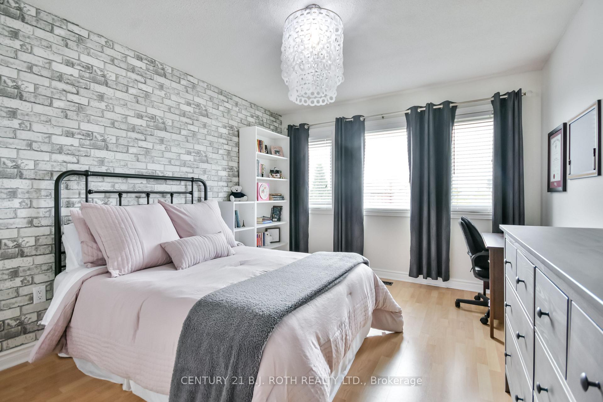 Photo 27 of 30 Golden Meadow Road, Barrie, Innis-Shore — HOMEH