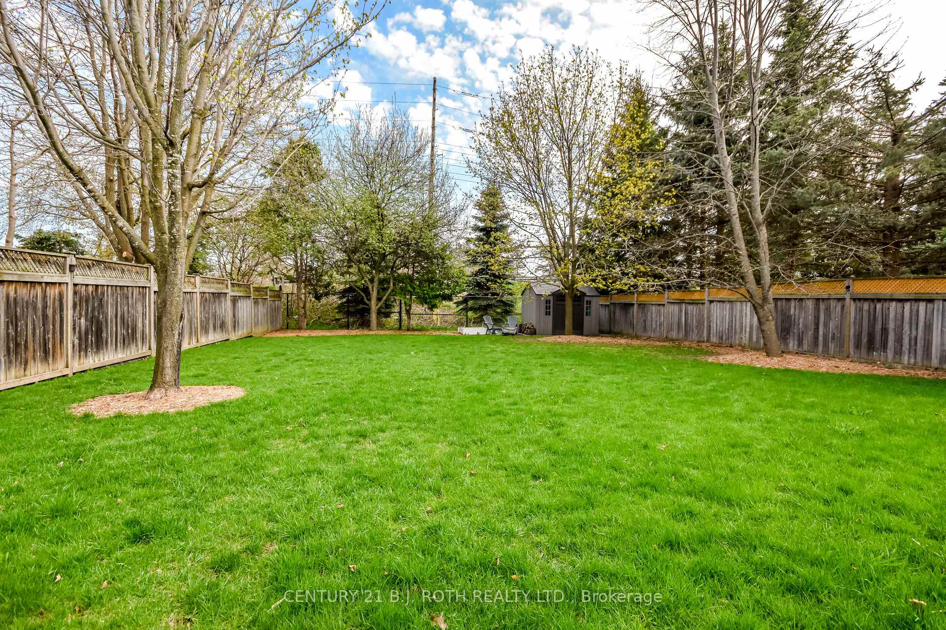 Photo 44 of 30 Golden Meadow Road, Barrie, Innis-Shore — HOMEH