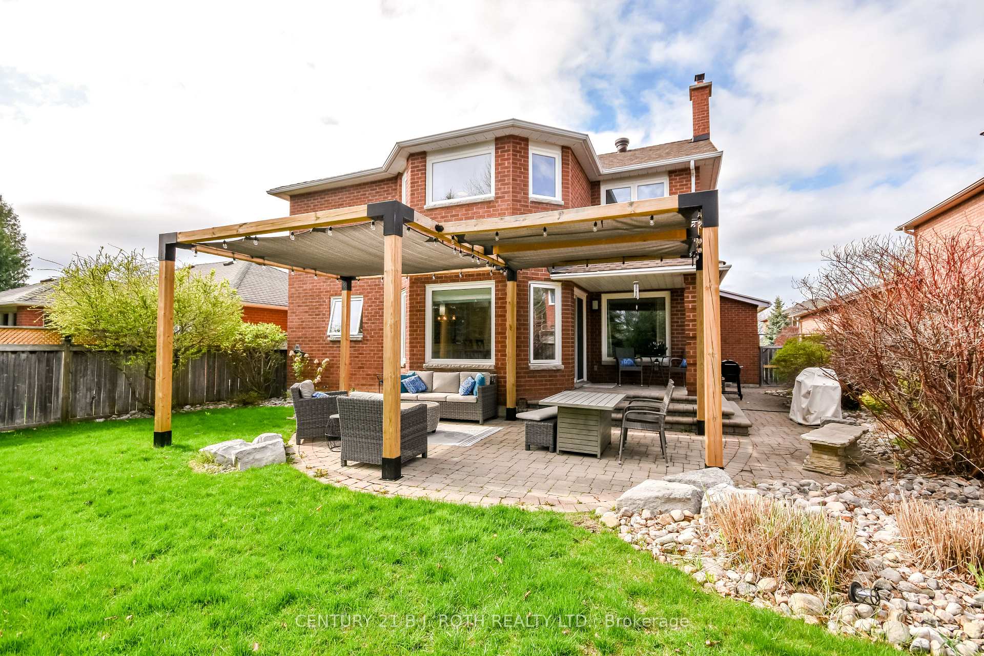 Photo 43 of 30 Golden Meadow Road, Barrie, Innis-Shore — HOMEH