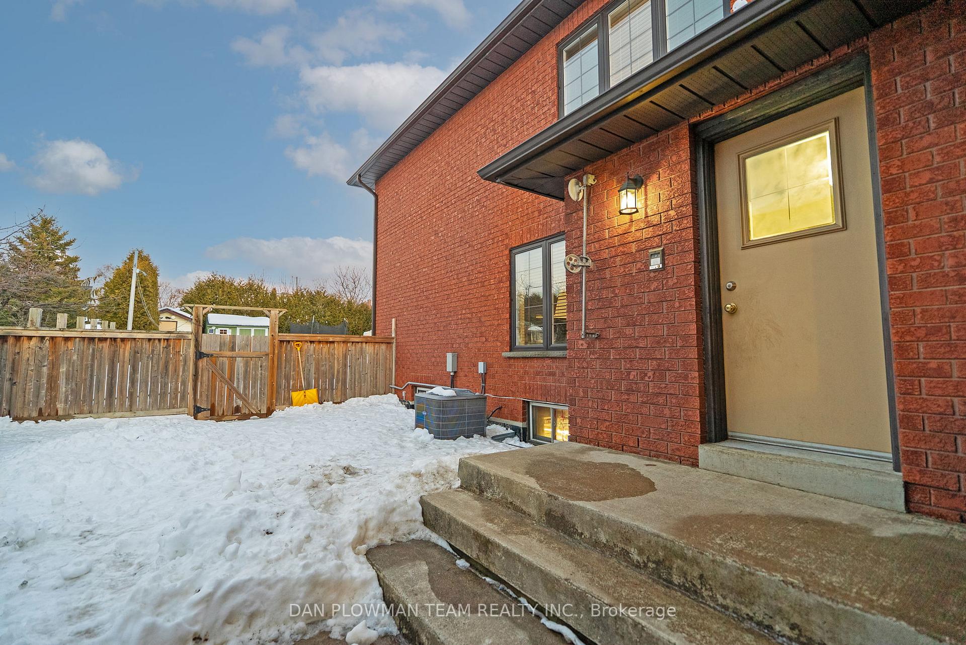 Photo 49 of 115 Elizabeth Street, Oshawa, McLaughlin — HOMEH