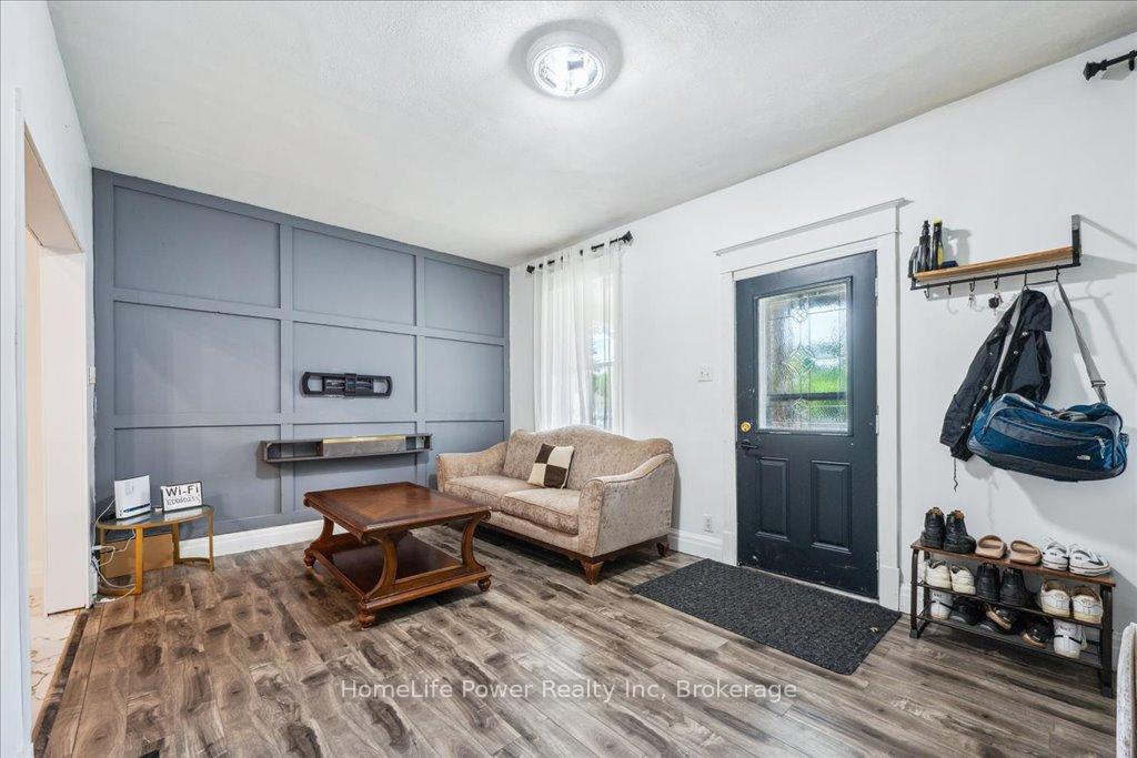 Photo 17 of 324 Edinburgh Road S, Guelph, Dovercliffe Park/Old University — HOMEH