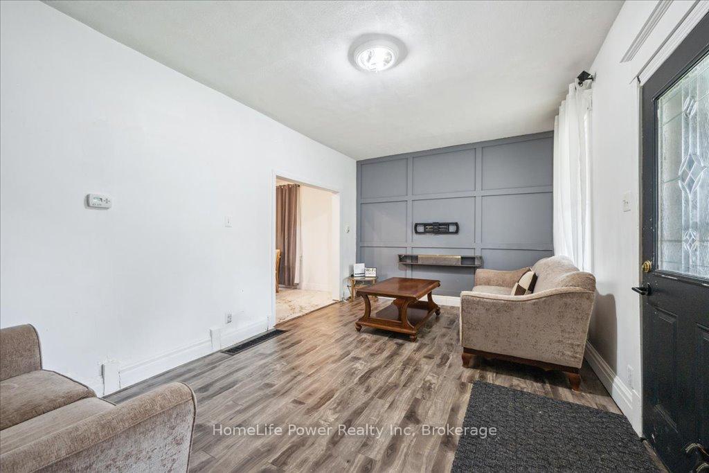 Photo 11 of 324 Edinburgh Road S, Guelph, Dovercliffe Park/Old University — HOMEH