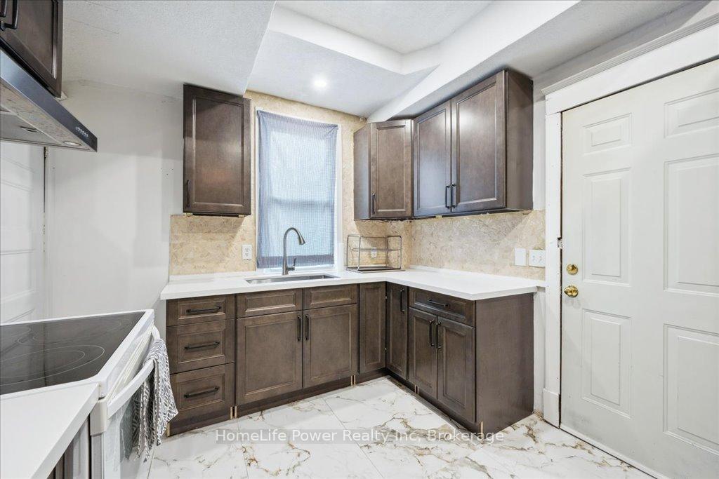 Photo 4 of 324 Edinburgh Road S, Guelph, Dovercliffe Park/Old University — HOMEH