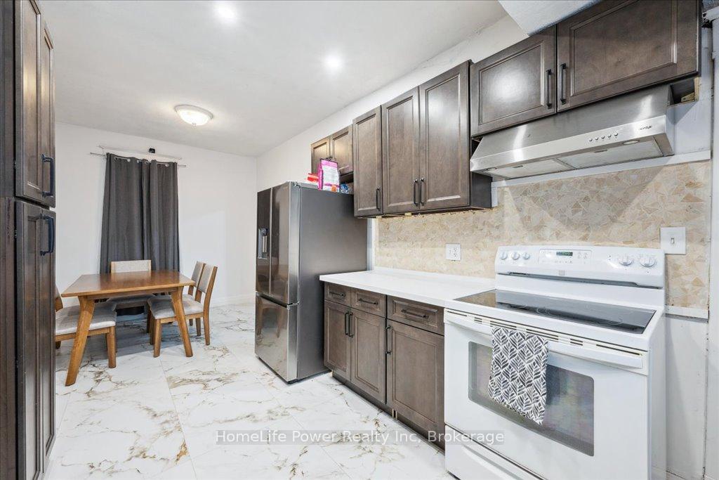 Photo 7 of 324 Edinburgh Road S, Guelph, Dovercliffe Park/Old University — HOMEH