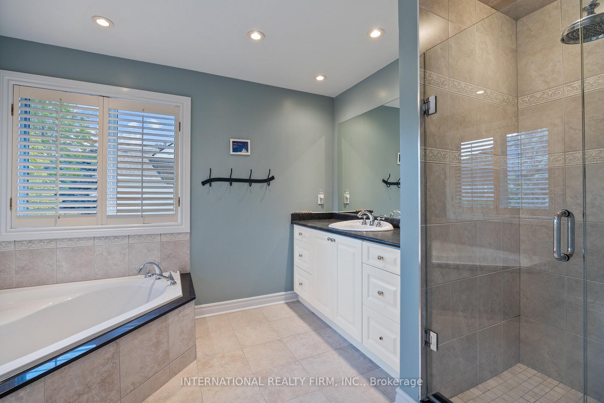 Photo 9 of 6 Mortimer Crescent, Ajax, Central West — HOMEH