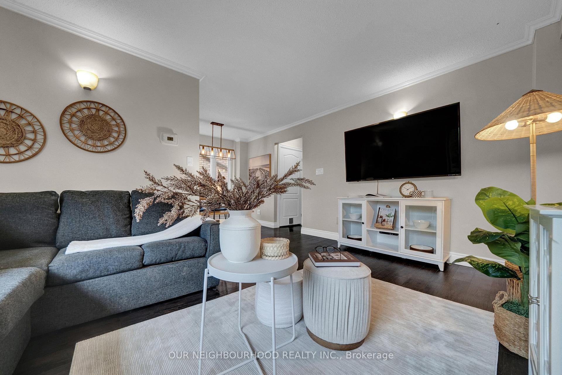 Photo 19 of 40 McFeeters Crescent, Clarington, Bowmanville — HOMEH