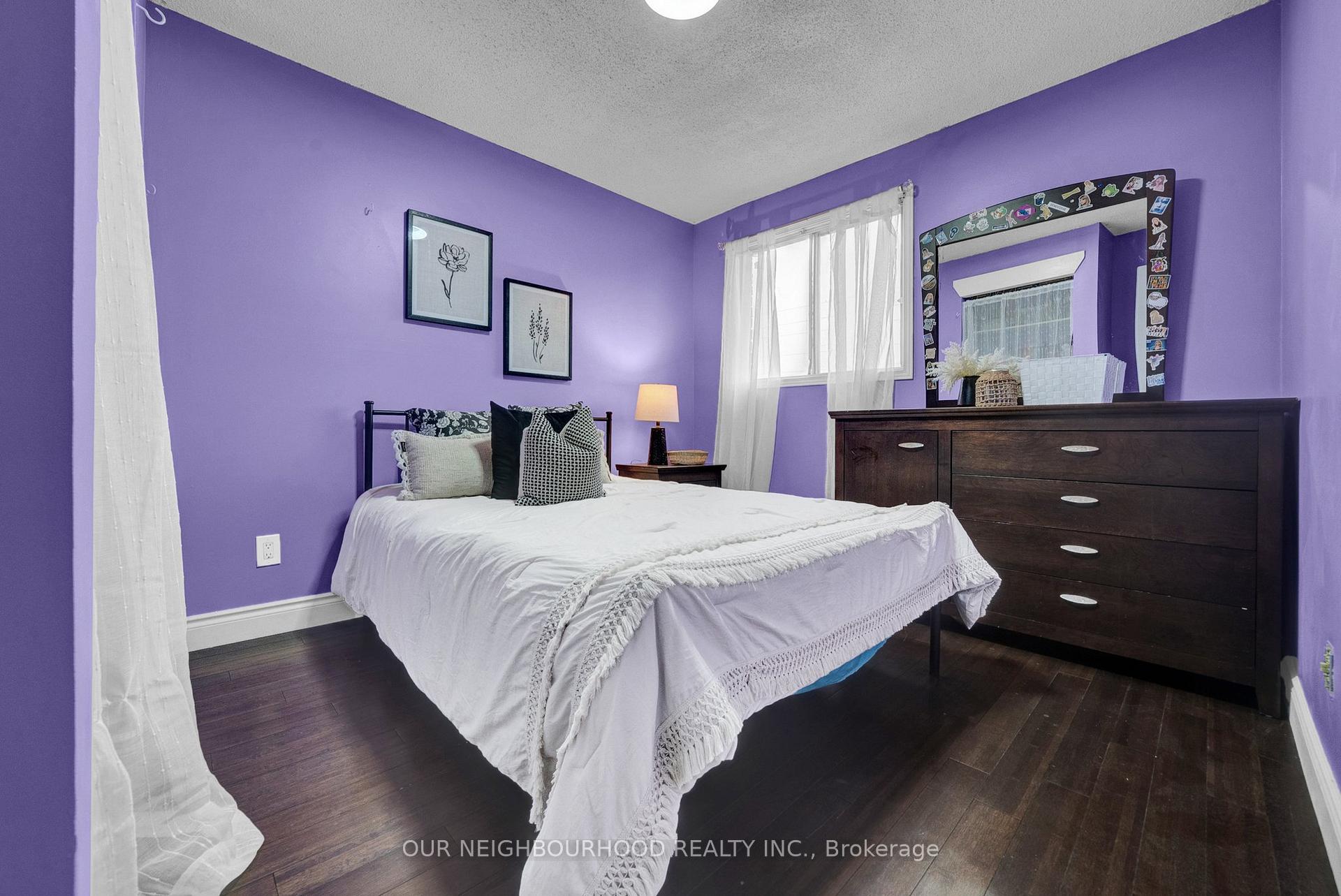 Photo 16 of 40 McFeeters Crescent, Clarington, Bowmanville — HOMEH
