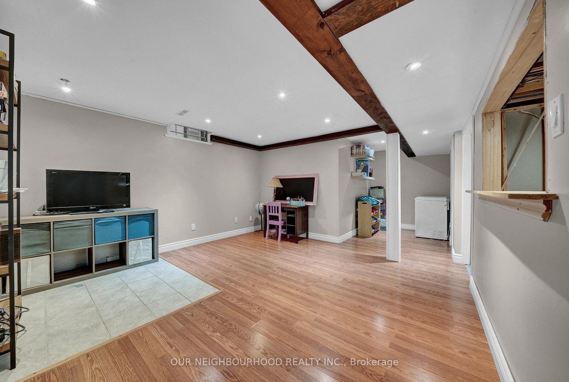 Photo 27 of 40 McFeeters Crescent, Clarington, Bowmanville — HOMEH