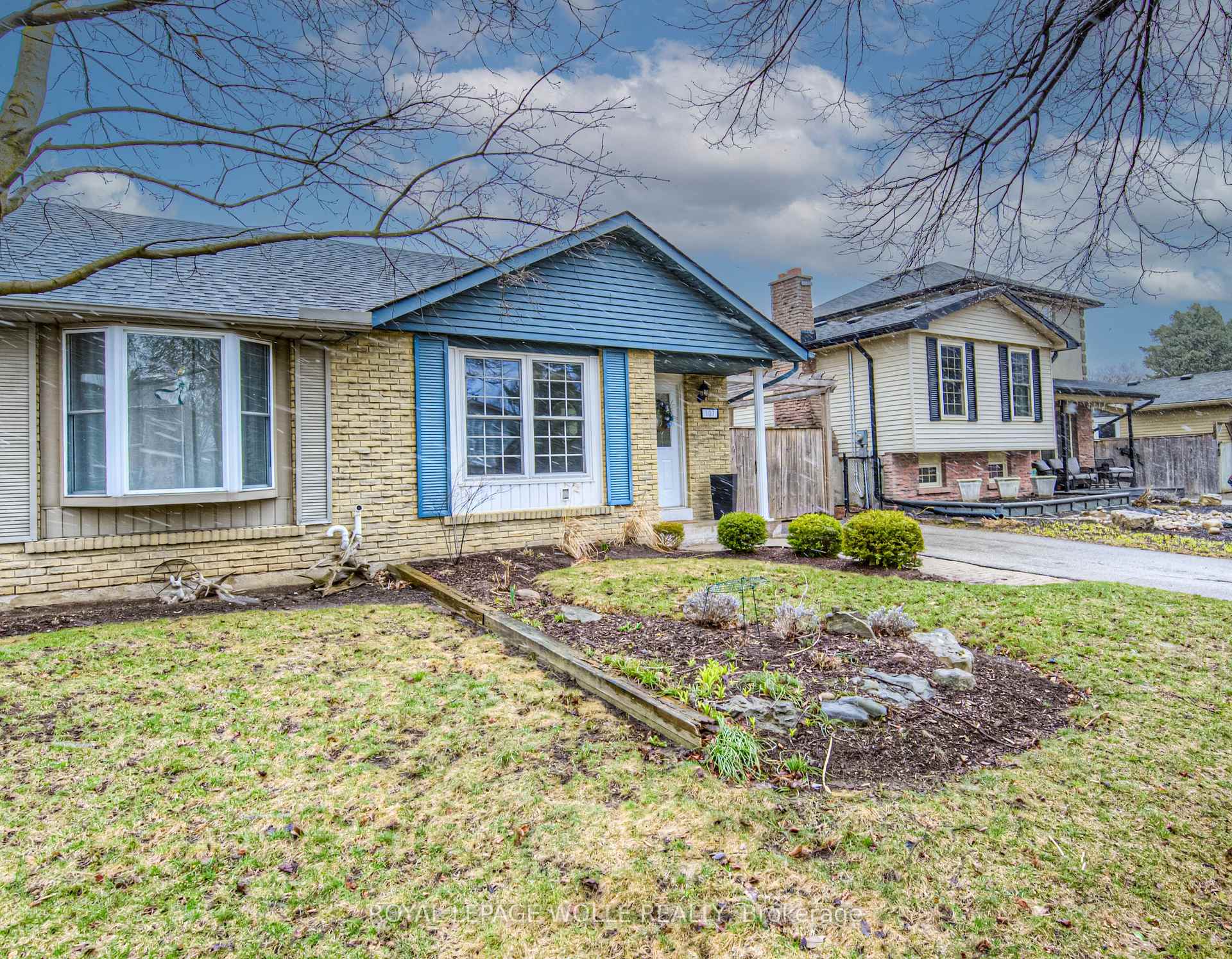 Photo 7 of 107 Keewatin Avenue, Kitchener — HOMEH