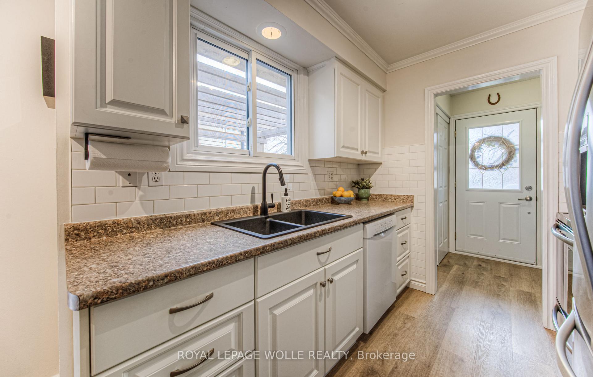 Photo 15 of 107 Keewatin Avenue, Kitchener — HOMEH