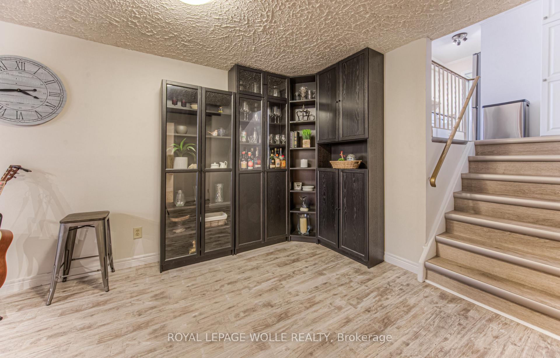 Photo 26 of 107 Keewatin Avenue, Kitchener — HOMEH