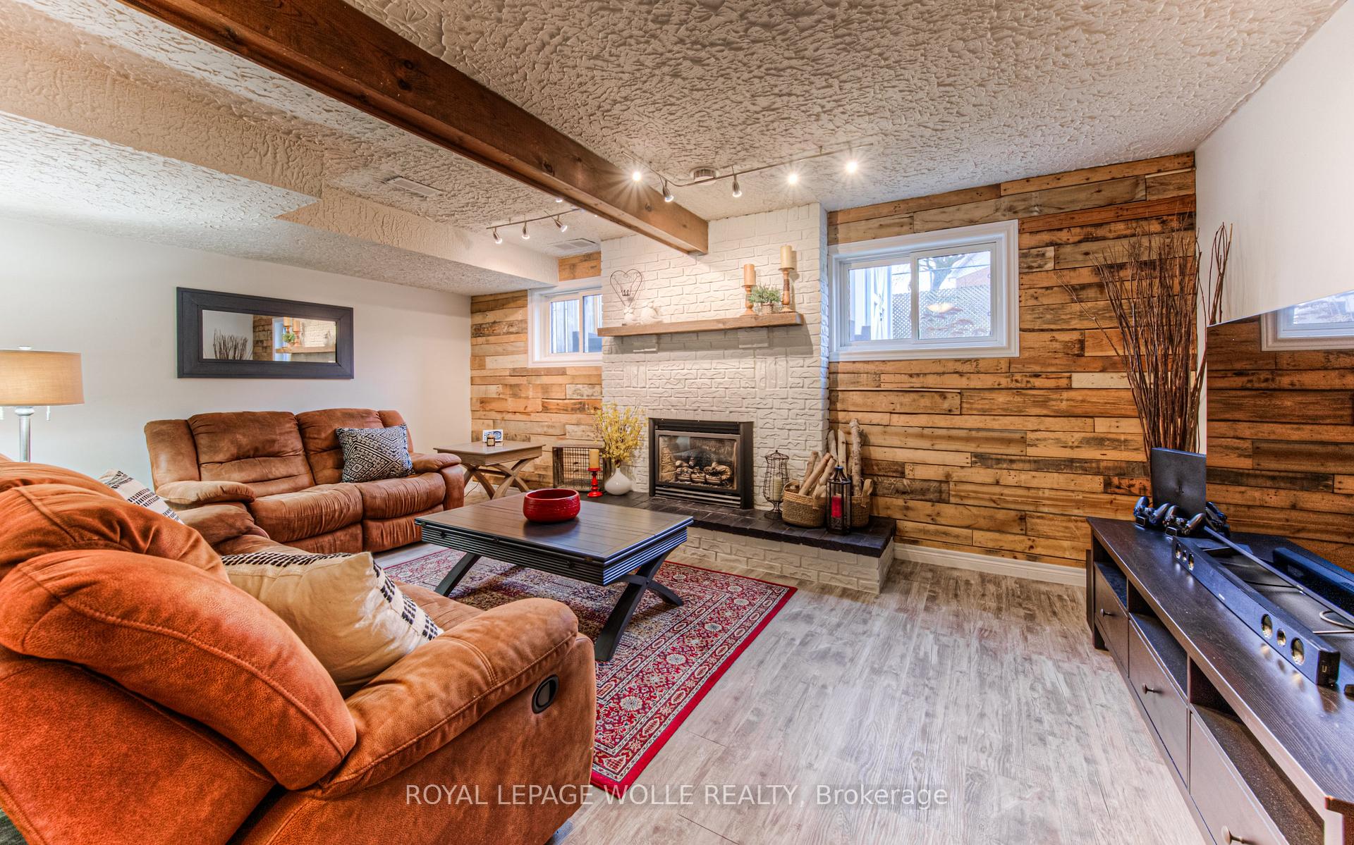 Photo 20 of 107 Keewatin Avenue, Kitchener — HOMEH