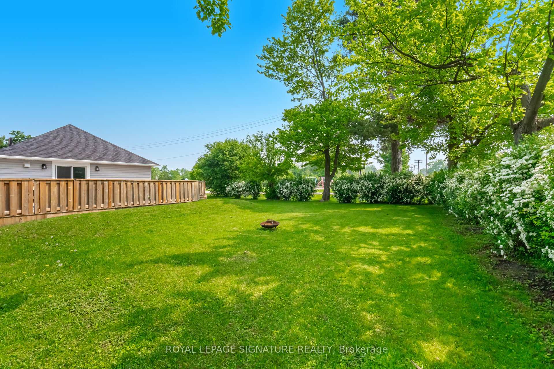 Photo 37 of 36 Marina Drive, Scugog, Rural Scugog — HOMEH