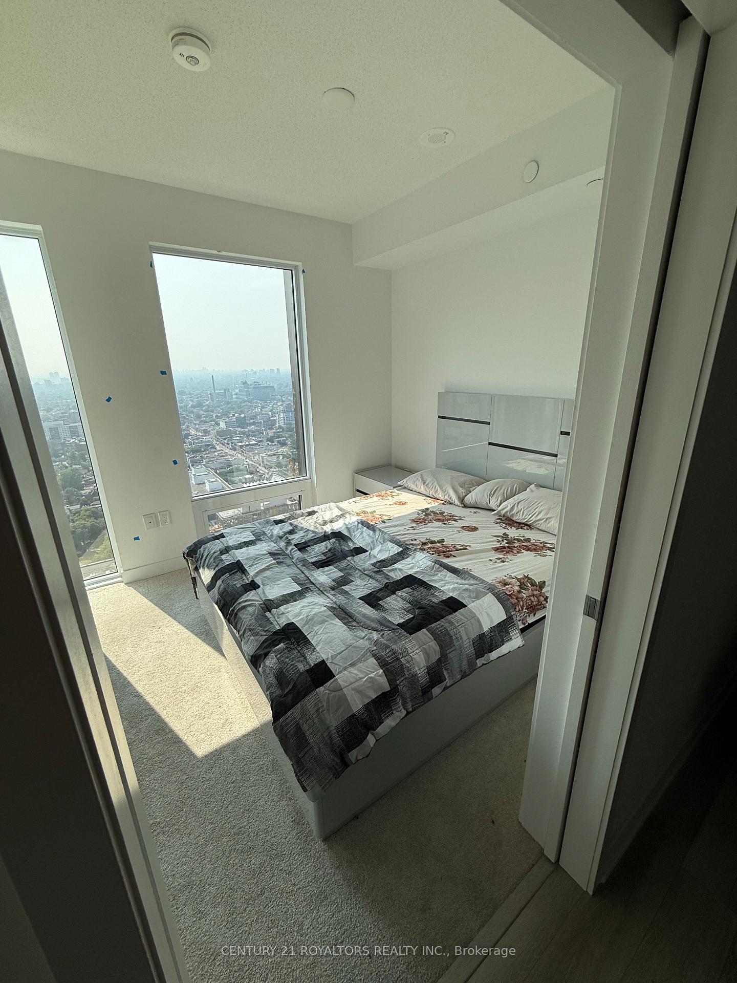 Photo 18 of Unit 3608, 238 Simcoe Street, Toronto, Kensington-Chinatown — HOMEH