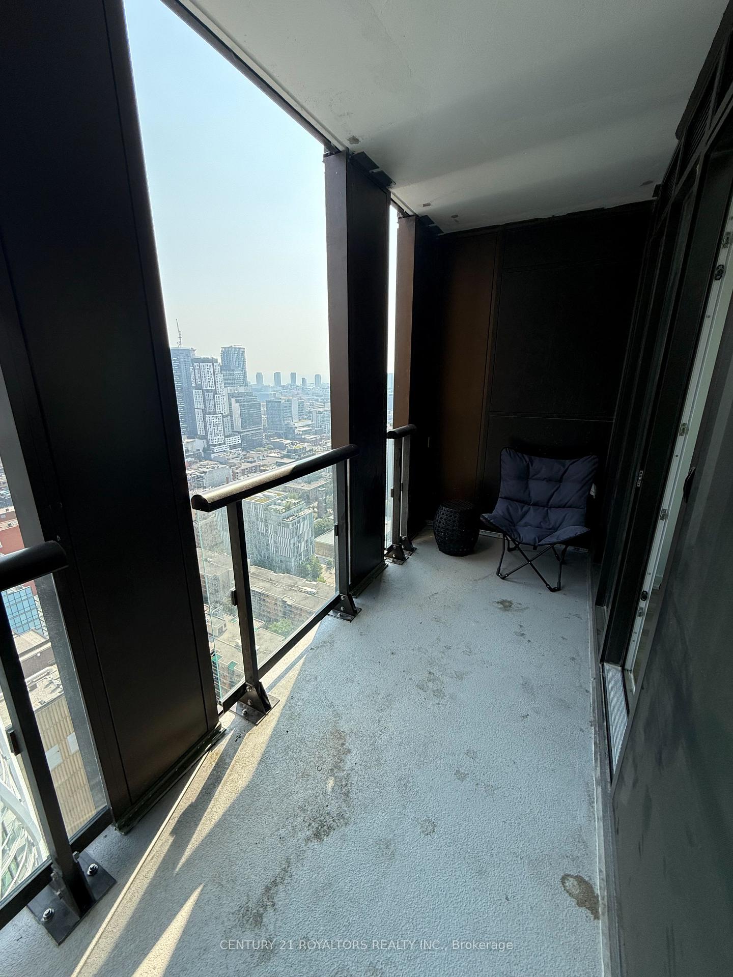 Photo 9 of Unit 3608, 238 Simcoe Street, Toronto, Kensington-Chinatown — HOMEH