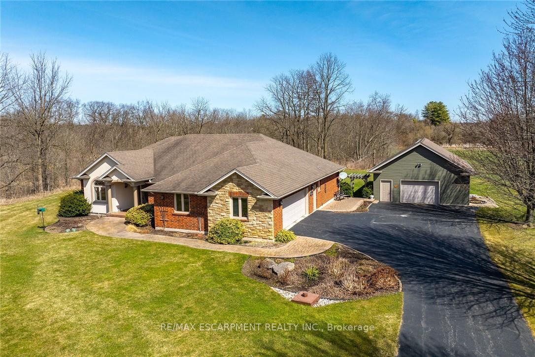 Photo 6 of 78 Pauline Johnson Road, Brant, Brantford Twp — HOMEH