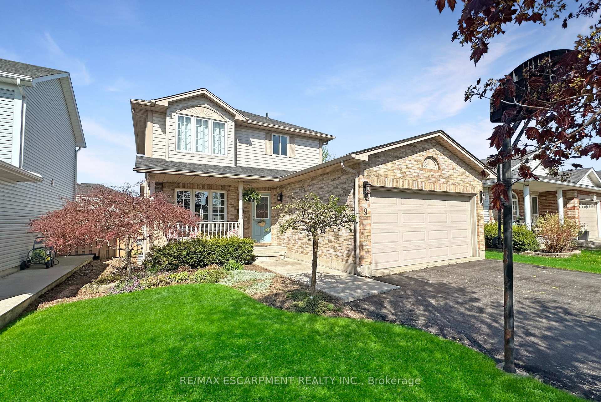 Photo 1 of 9 Lindsay Drive, Haldimand — HOMEH