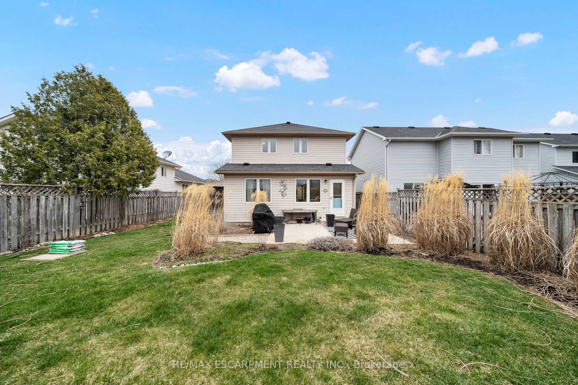 Photo 40 of 9 Lindsay Drive, Haldimand — HOMEH