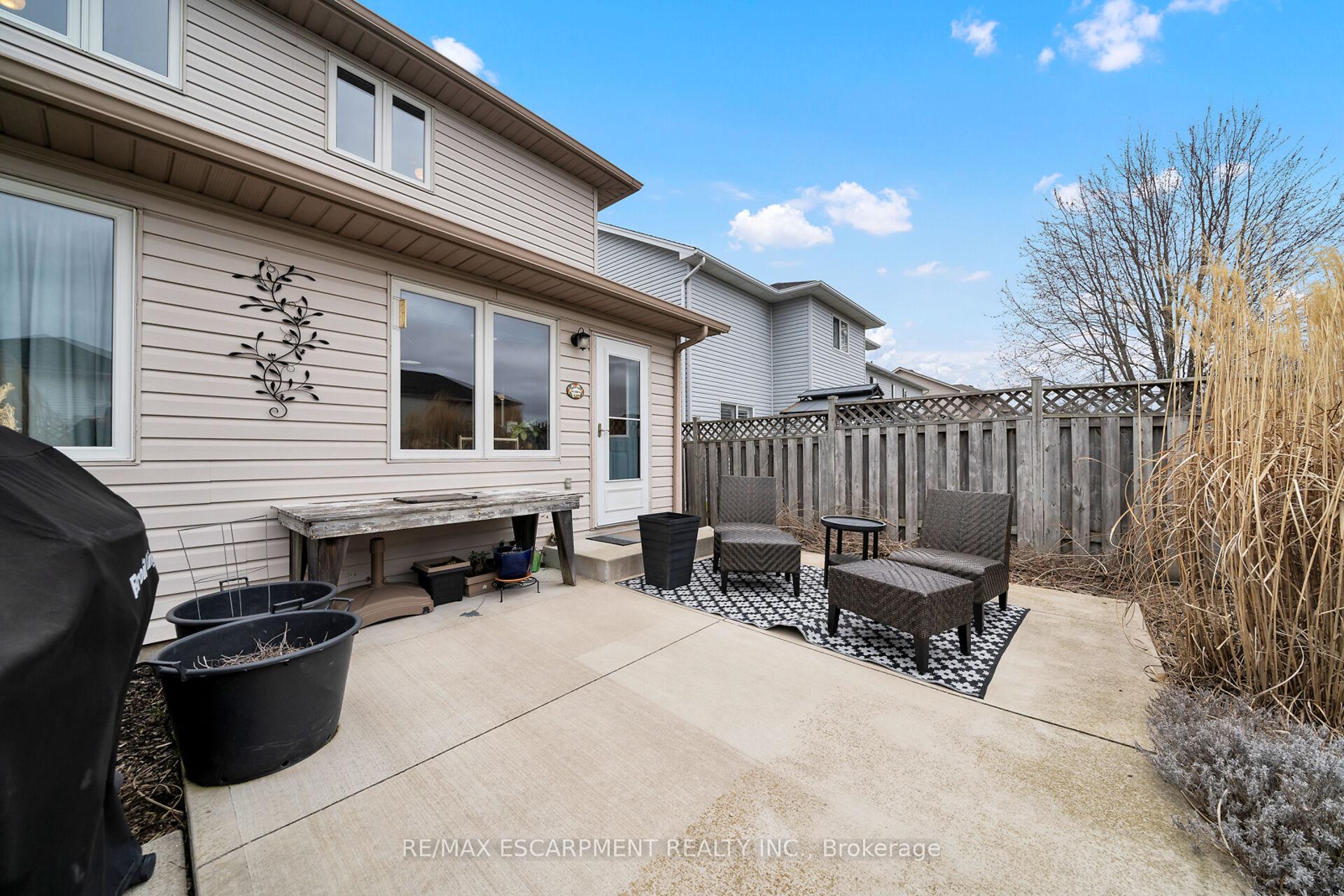 Photo 35 of 9 Lindsay Drive, Haldimand — HOMEH