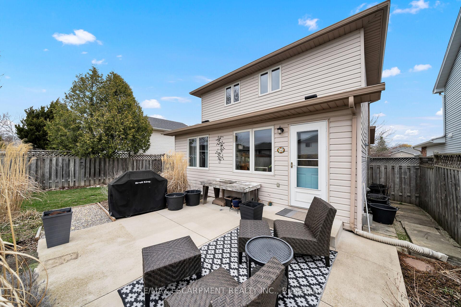 Photo 41 of 9 Lindsay Drive, Haldimand — HOMEH