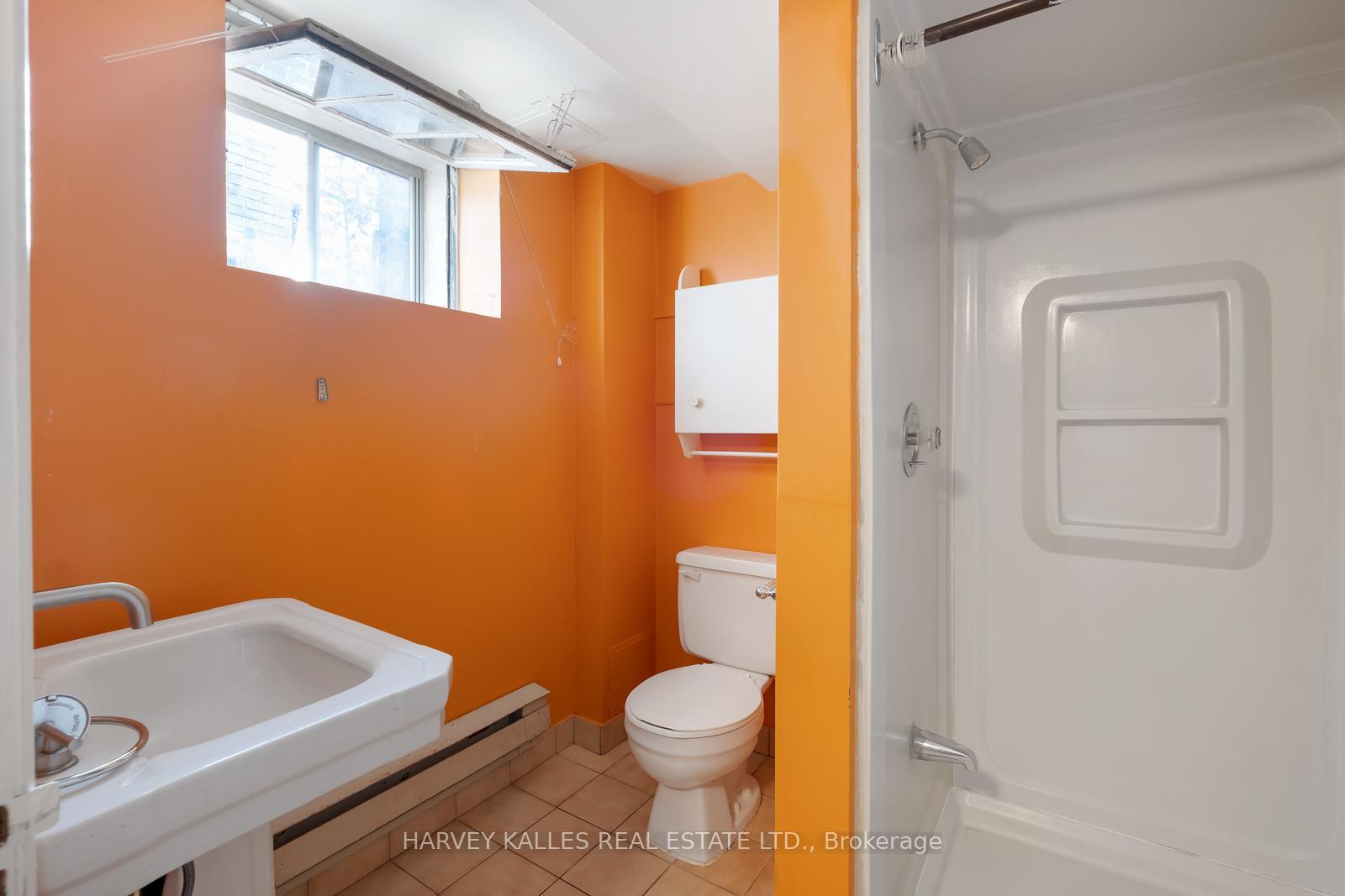 Photo 11 of 214 Strathearn Road, Toronto, Humewood-Cedarvale — HOMEH
