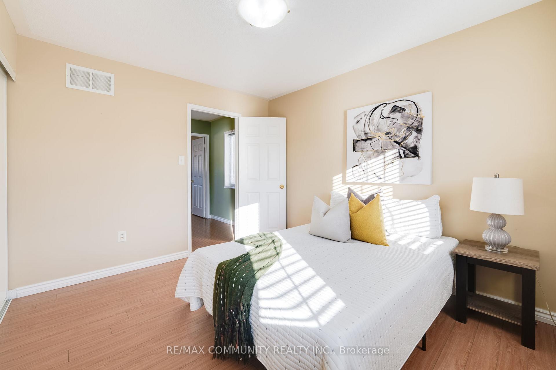 Photo 8 of 10 Tiller Street, Ajax, Northeast Ajax — HOMEH