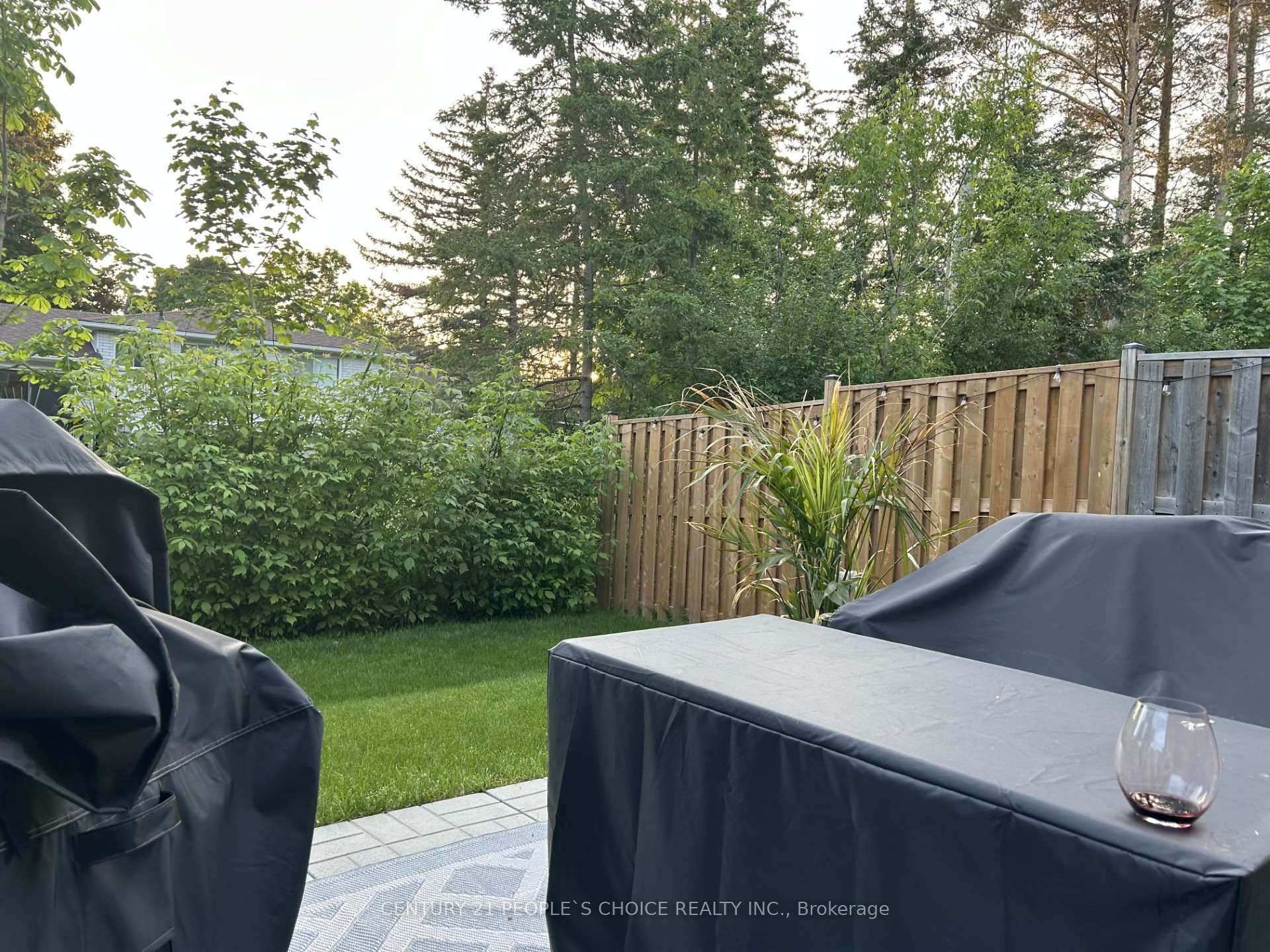 Photo 41 of 6 Di Meo Lane, King, Nobleton — HOMEH
