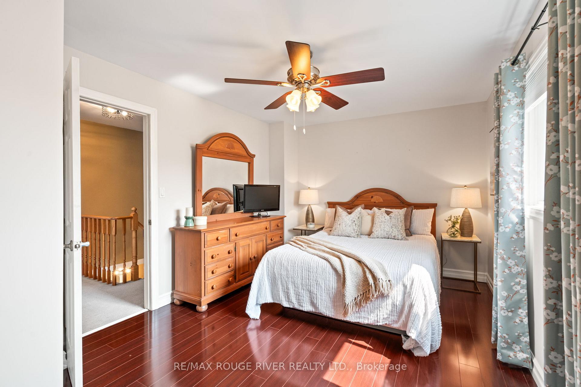 Photo 42 of 82 Edgerton Drive, Clarington, Bowmanville — HOMEH