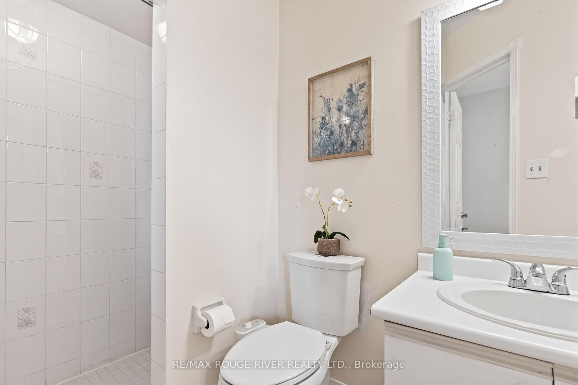 Photo 20 of 82 Edgerton Drive, Clarington, Bowmanville — HOMEH