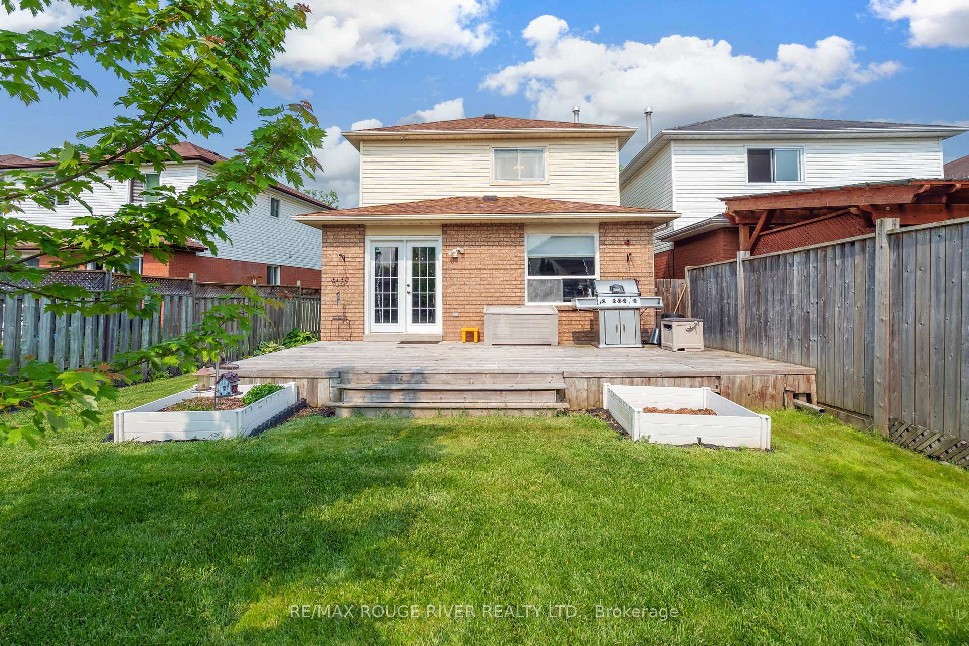 Photo 44 of 82 Edgerton Drive, Clarington, Bowmanville — HOMEH