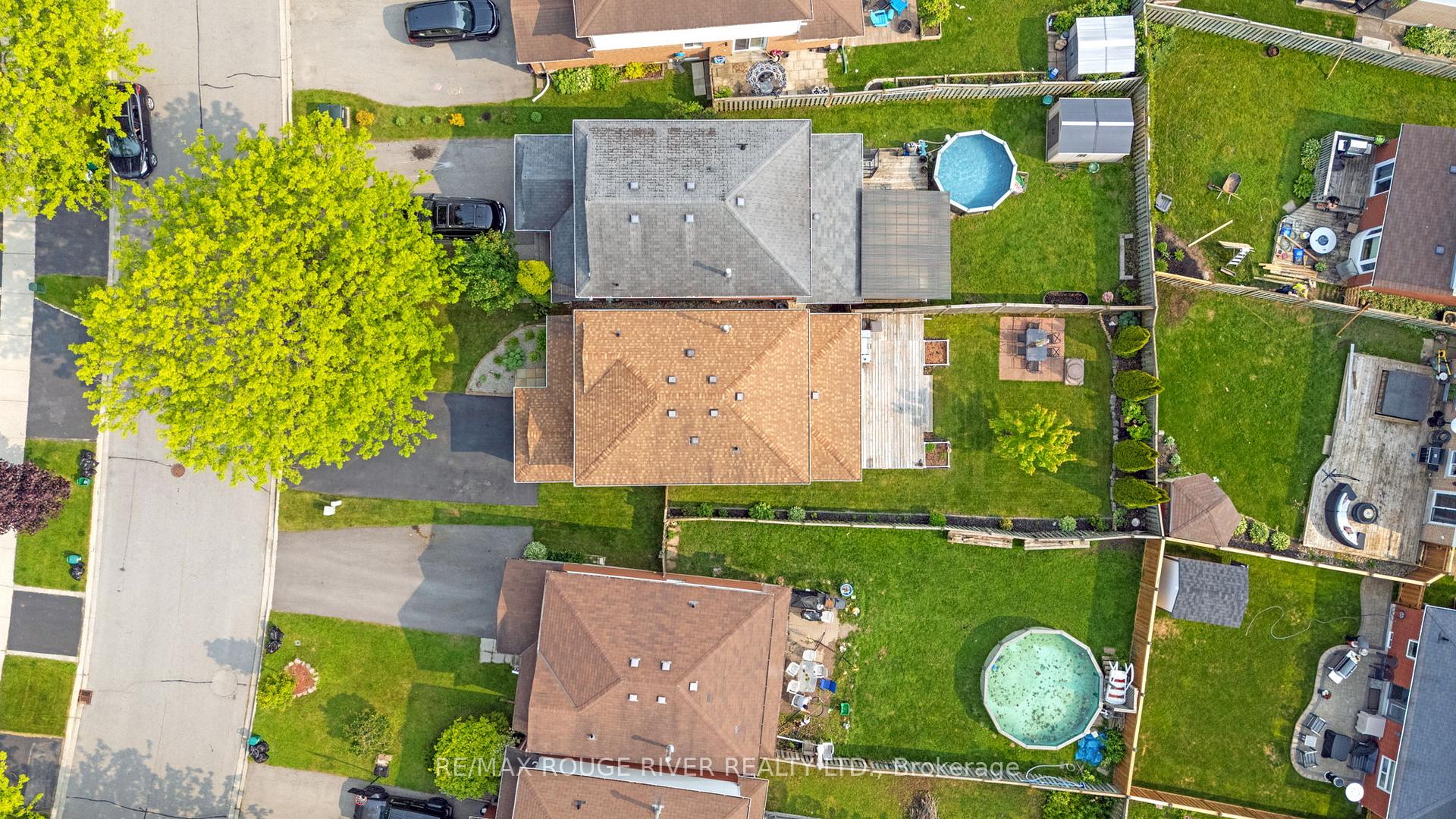Photo 47 of 82 Edgerton Drive, Clarington, Bowmanville — HOMEH