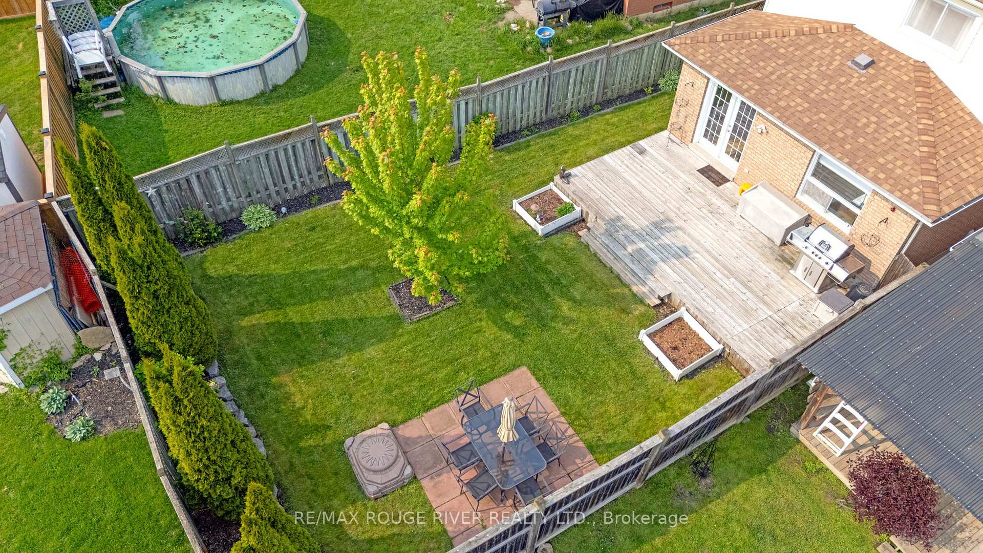 Photo 48 of 82 Edgerton Drive, Clarington, Bowmanville — HOMEH