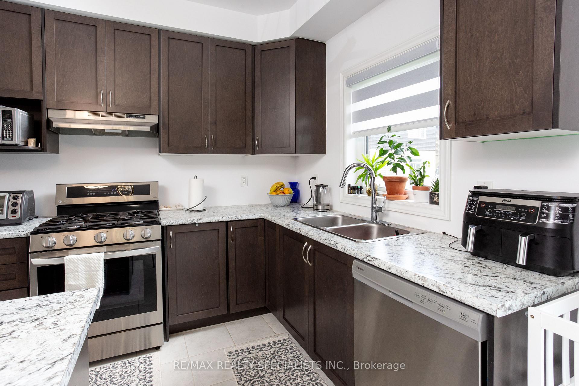 Photo 14 of 56 Stauffer Road, Brantford — HOMEH